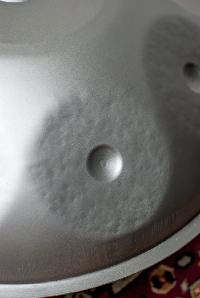 ハンドパン Spiral G【52cm - 9notes】 -ソフトケース付属 4 - 真上から撮影しました。