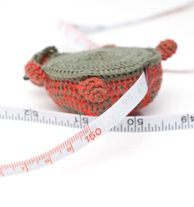 亀さんメジャー -ブラウン×レッド 4 - 150cm以上はひっぱらないでね。